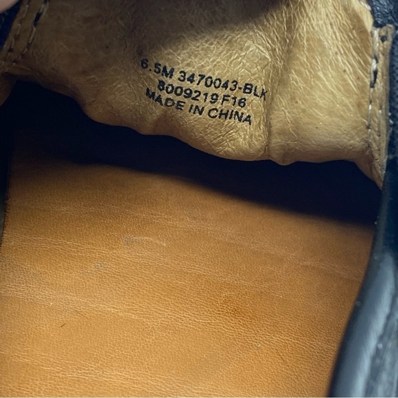 Frye Women’s 6.5 Black Leather White Slip On Dylan Sneakers - Picture 6 of 7